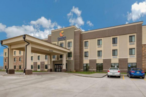 Comfort Inn and Suites Ames near ISU Campus